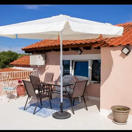 Kali Sunnyside Up * Nea Kallikrateia